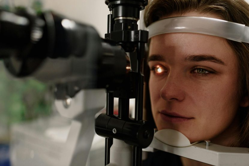early glaucoma symptoms to watch for